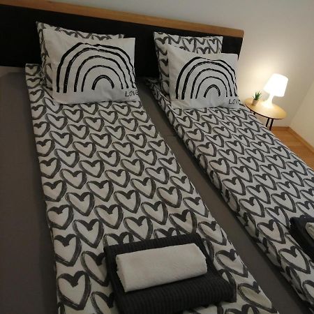 Apartment Tesla فيينا المظهر الخارجي الصورة